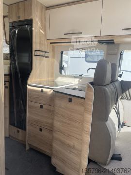 Camper semintegrato Eura Mobil Profila T 695 EB Mondial Edition 180 PS * Automatik * Lithium