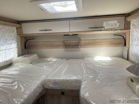 Camper semintegrato Eura Mobil Profila T 695 EB Mondial Edition 180 PS * Automatik * Lithium