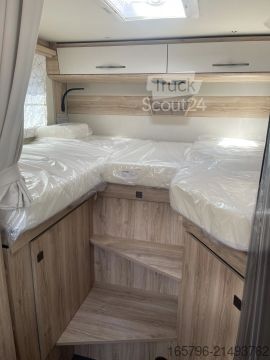 Camper semintegrato Eura Mobil Profila T 695 EB Mondial Edition 180 PS * Automatik * Lithium