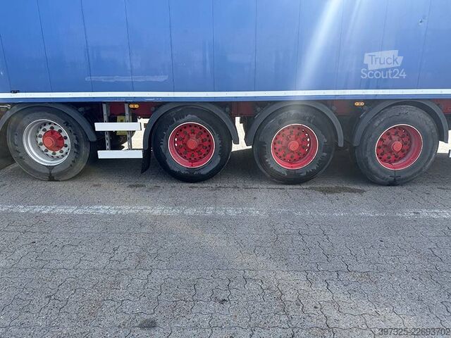 Rörligt golv Knapen Walkingfloor / Schubbodenauflieger