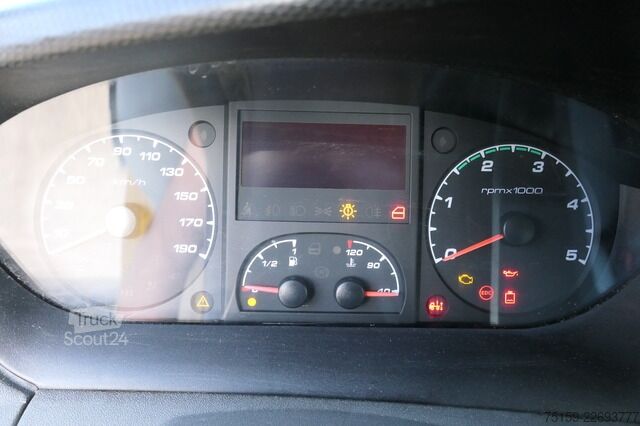 Kasa kamyoneti iveco Daily 35 S11 C30C AUTOMATIK KAMERA Regale LUFT DURCHGANG EURO-5 CoC