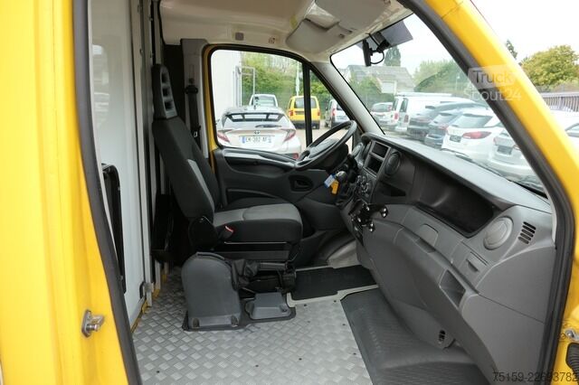 Kasa kamyoneti iveco Daily 35 S11 C30C AUTOMATIK KAMERA Regale LUFT DURCHGANG EURO-5 CoC