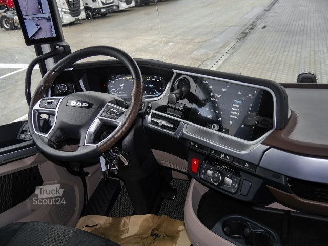 Tractor estándar DAF XG+ 480 FT + LUFT/LUFT + 1105l TANKS + FULL SPOILE