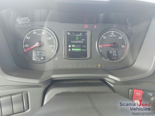 Balayeuse de voirie Scania P 320 B4x2NA Kipper Kran Winterdienst komplett Sch