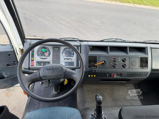 Koffer MAN 10.225 LC CLOSED BOX / KOFFER - DOKA - MANUAL G...