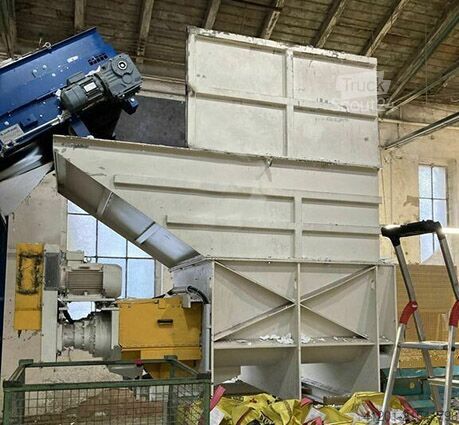 Baumaschinen & Nutzfahrzeuge Elisa Ramermann Baumaschinen & Nutzfahrzeuge Elisa Ramermann Baumaschinen & Nutzfahrzeuge Elisa Ramermann