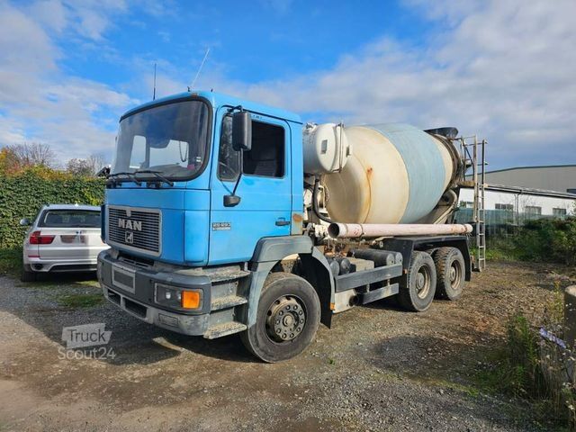 Автобетоносмеситель MAN 26.293 6x4 Betonmi. 8 cbm Intermix Trommel v2001