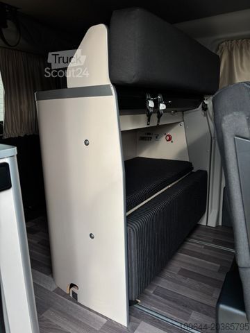 Integrated camper FORD Nugget, Westfalia