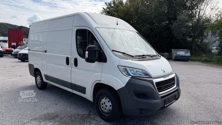 Bestelwagen met verhoogd dak PEUGEOT Boxer Kasten Hochraum 333 L2H2 Pro BlueHDi 130