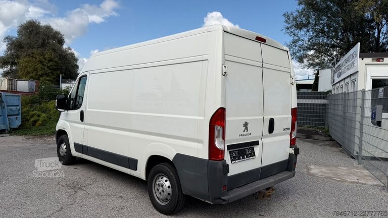 Bestelwagen met verhoogd dak PEUGEOT Boxer Kasten Hochraum 333 L2H2 Pro BlueHDi 130