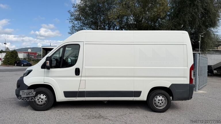 Bestelwagen met verhoogd dak PEUGEOT Boxer Kasten Hochraum 333 L2H2 Pro BlueHDi 130