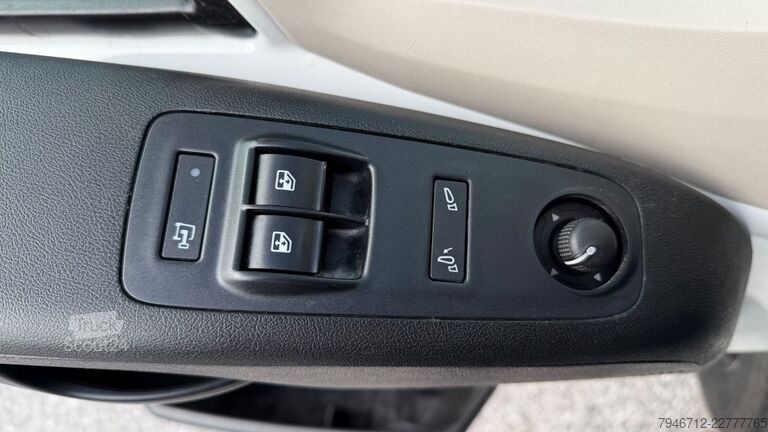 Bestelwagen met verhoogd dak PEUGEOT Boxer Kasten Hochraum 333 L2H2 Pro BlueHDi 130