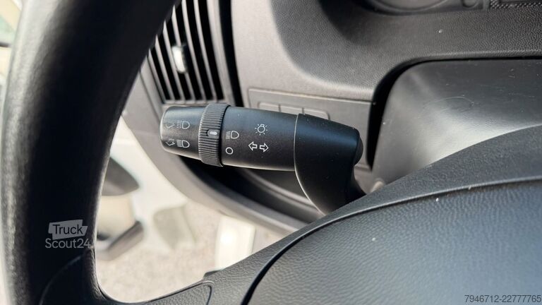 Bestelwagen met verhoogd dak PEUGEOT Boxer Kasten Hochraum 333 L2H2 Pro BlueHDi 130