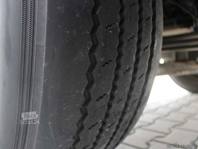 Φορτηγό πλατφόρμα με μουσαμά IVECO EUROCARGO 160E28, EURO 6