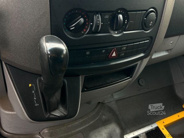 Minibus MERCEDES-BENZ Sprinter 311 Cdi Automatik L2H2 VDL 9Sitze Lift