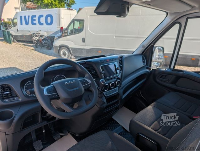 High top van IVECO DAILY 35S18V L4H2 3.0 Ltr 176 PS RüKa Apple Navi