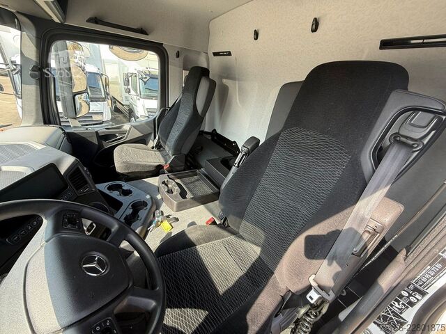 Φορτηγό πλατφόρμα με μουσαμά MERCEDES-BENZ ACTROS 1832 L TAUTLINER 7,40 m LBW 1,5 T