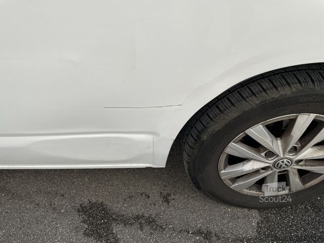 Asuntovaunu/matkailuauto Volkswagen California Camper | 4 Posti | Cucinotto + Letto Tetto