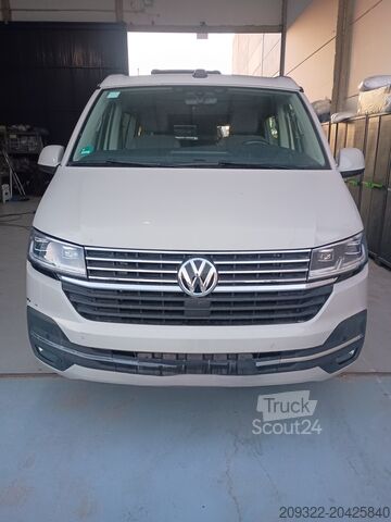 Asuntovaunu Volkswagen California Camper | 4 Posti | Cucinotto + Letto Tetto