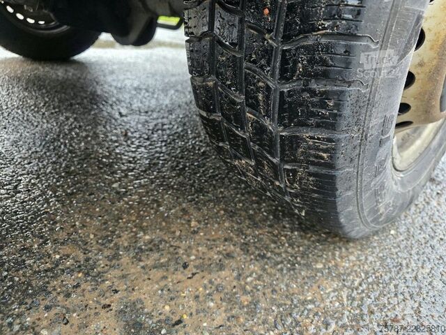 Fourgon surélevé IVECO 35S16, 1+2 Sitzer, Klima Automat, Trennwand, AHK