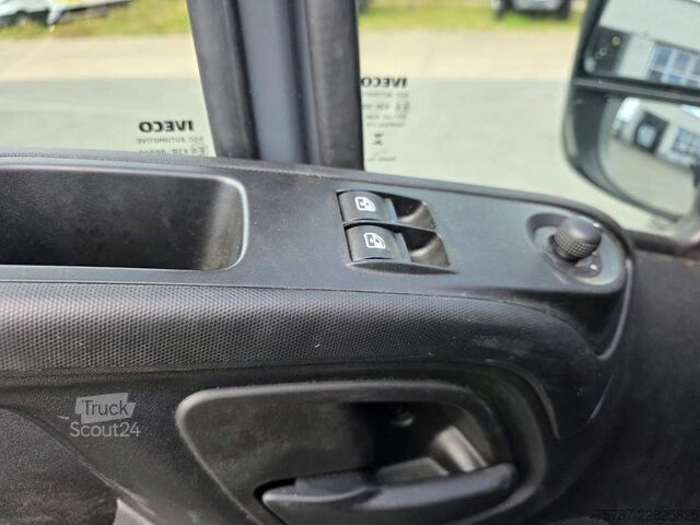 Dodávka s vysokou strechou IVECO 35C212  Air Pro, zwillingsbereift, full option!