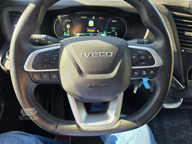 Dodávka s vysokou strechou IVECO 35C212  Air Pro, zwillingsbereift, full option!