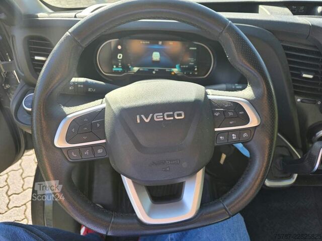 Dodávka s vysokou strechou IVECO 35C212  Air Pro, zwillingsbereift, full option!