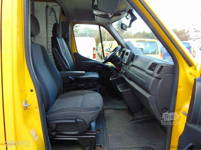 Komercijalno vozilo sa visokim krovom RENAULT Master 2.3 dCi 135 L3H2 -Kamera-