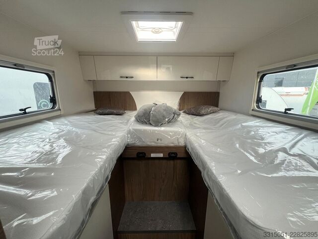 Puoliksi integroitu matkailuauto CORIGON T Pure 70 LS Solar+Markise+Hubbett+Kamer+Etrusco