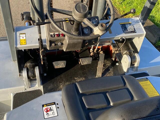 Vorkheftruck Nissan DF70