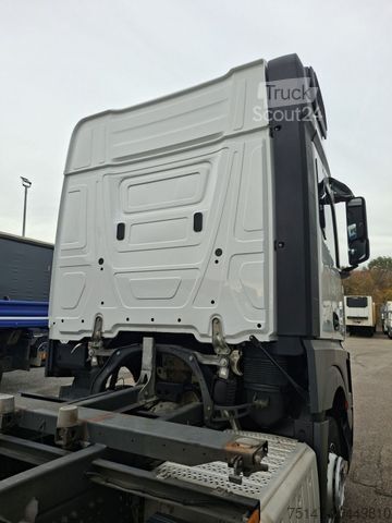 Samochód z wymienną zabudową MERCEDES-BENZ 2540 L Actros 6x2 Fahrschule 5-Sitzer Liftachse