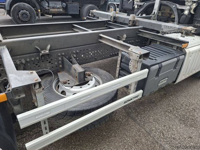 Samochód z wymienną zabudową MERCEDES-BENZ 2540 L Actros 6x2 Fahrschule 5-Sitzer Liftachse