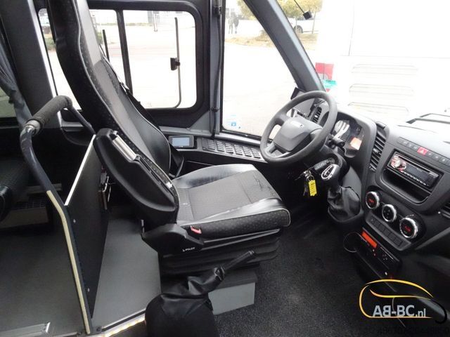Autokar IVECO Rosero First, 29 Sitze, Euro 6