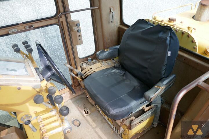 Równiarka Caterpillar 12G