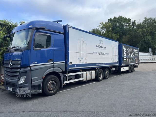 Truck with beverage superstructure Mercedes-Benz Actros 2548