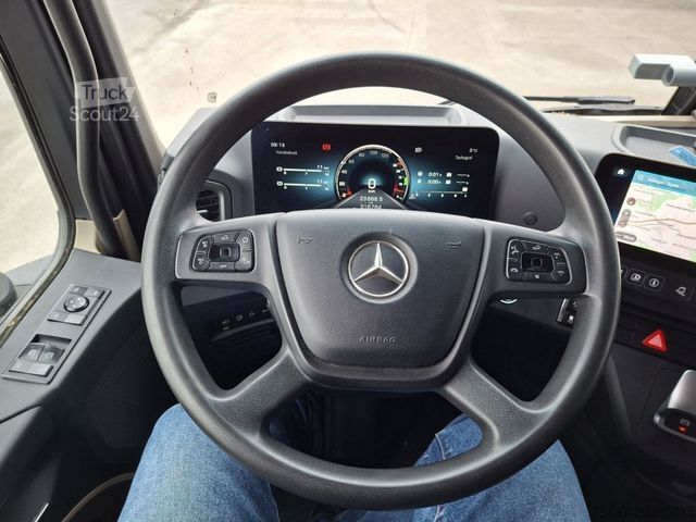 Standaard trekker MERCEDES-BENZ 1846 LS Actros StreamSpace ACC Navi Euro6D