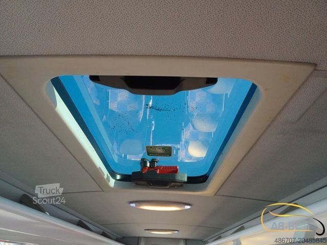 Touringcar MERCEDES-BENZ Tourismo RHD-L 64 SITZE EURO 5