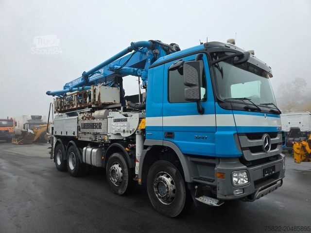 Kamion sa pumpom za beton MERCEDES-BENZ Actros 3241 / 31 Meter Pumpe Liebherr Schwing