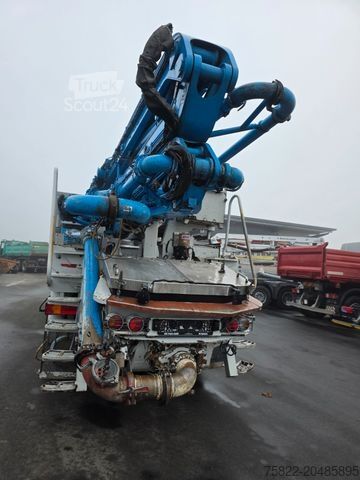 Kamion sa pumpom za beton MERCEDES-BENZ Actros 3241 / 31 Meter Pumpe Liebherr Schwing