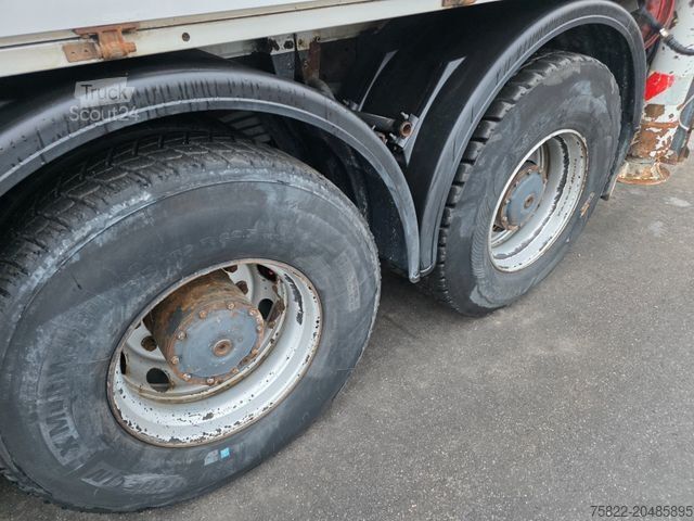Kamion sa pumpom za beton MERCEDES-BENZ Actros 3241 / 31 Meter Pumpe Liebherr Schwing