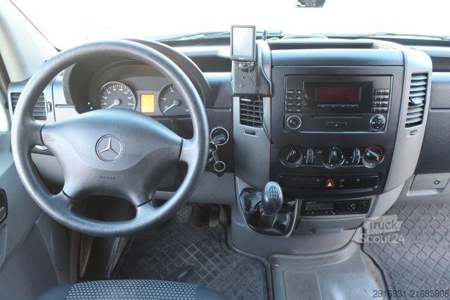 Yüksek tavanlı panelvan MERCEDES-BENZ Sprinter 511CDI 1.Hand/ SHZ / Werkstatt/ FN:133