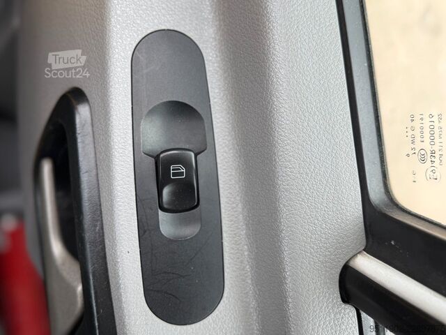 Mikroautobusas MERCEDES-BENZ Sprinter 311 CDI Maxi Rollstuhl Automatik 80KW