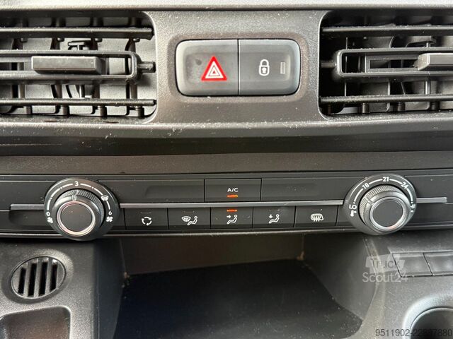 Dobozos furgon PEUGEOT Partner 1.5 BlueHDI Premium L1H1 AHK Tempo. 73KW