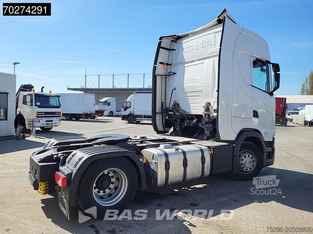 Standard tractor Scania S460 S 4X2 Retarder 2x Tanks ACC Euro 6