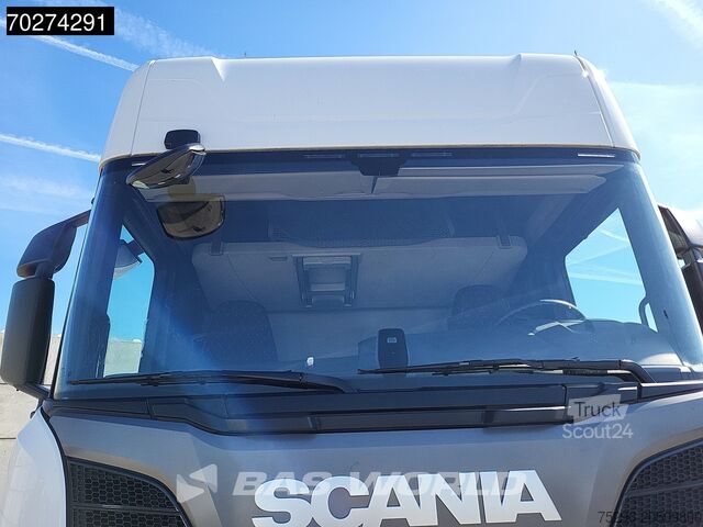 Standard tractor Scania S460 S 4X2 Retarder 2x Tanks ACC Euro 6