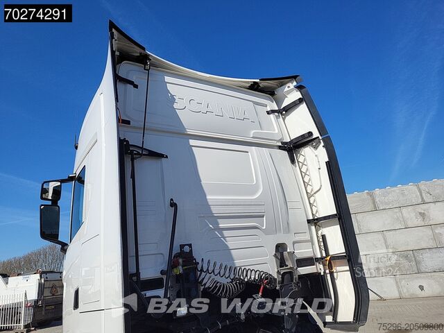 Standard tractor Scania S460 S 4X2 Retarder 2x Tanks ACC Euro 6