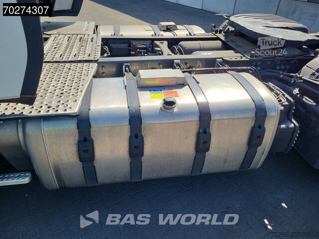 Standard tractor Scania S460 S 4X2 Retarder 2xTanks ACC Euro 6