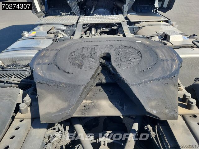 Standard tractor Scania S460 S 4X2 Retarder 2xTanks ACC Euro 6