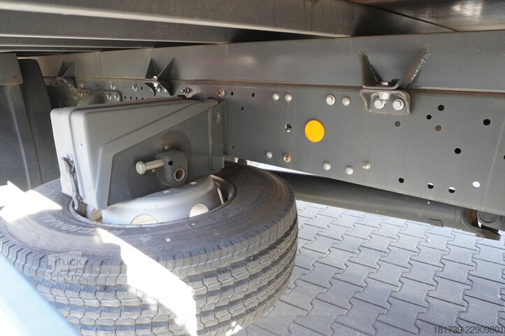 Beholder Iveco Eurocargo 160E21 / Only 11 tho.km!!