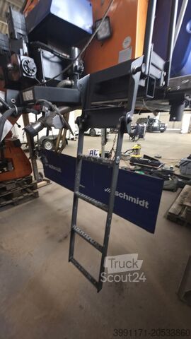 Unimog con esparcidor Schmidt y pala Mercedes-Benz Unimog U527 Hydrostat Vario-Pilot Zapfwe